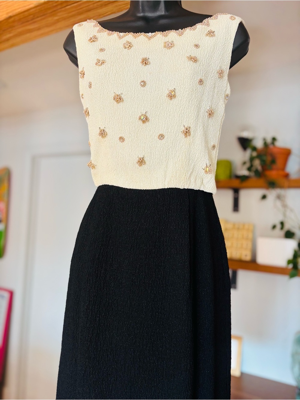1940-1950s Vintage Rima London Beaded Two-Tone Cocktail Dress - Size 10 (M) - Picture 6 of 14